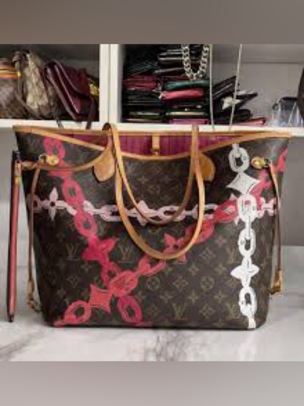 pre-owned Louis Vuitton Monogram Bay Neverfull MM tote bag in the Rose Ballerine
